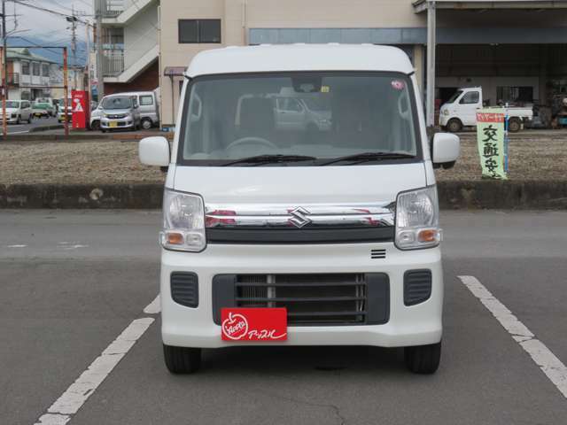 お車の下見をご希望の方は前もってご連絡ください。在庫が当店に置いてない場合があります。