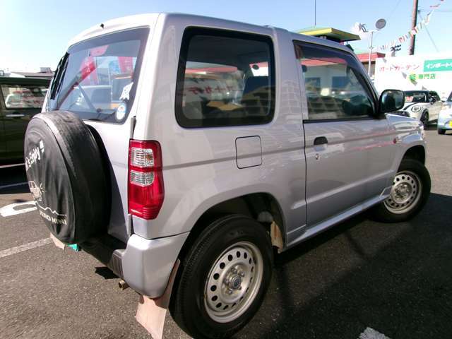 安心の整備付き車両になります。