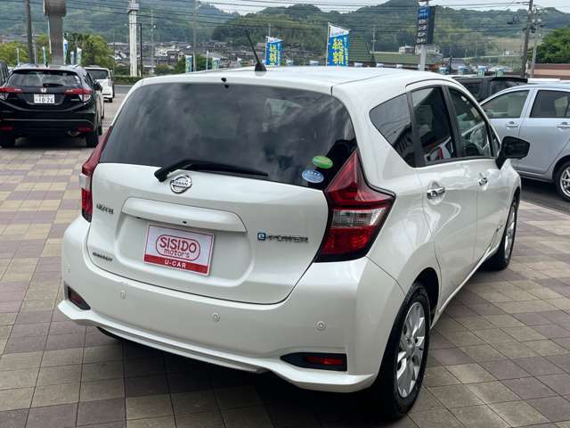 県外販売についても販売から納車までの実績がございますので遠方の方もご安心してご検討いただけます。