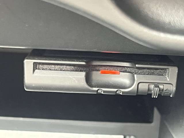 積載車も完備しておりますので、もしものトラブルの際にはシシドモータースのスタッフが現場まで駆けつけます！！