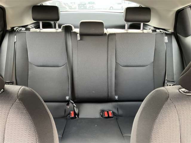 ゆとりある広々とした車内空間は、ドライブを始め買い物やレジャーなど、幅広く活躍します。