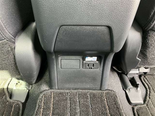 ゆとりある広々とした車内空間は、ドライブを始め買い物やレジャーなど、幅広く活躍します。