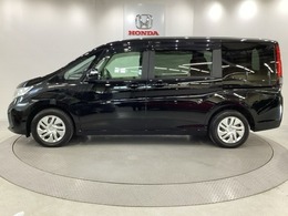 購入後も自社指定整備工場完備でお客様の愛車をしっかりサポート致します！御納車時には安全かつ安心してお乗り頂けるようホンダ専門知識を持つ整備スタッフが点検・整備・装備も説明をしてお渡ししております。
