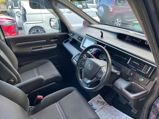 運転席廻り