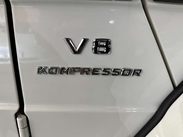 5.5リッター　V8スーパーチャージャー