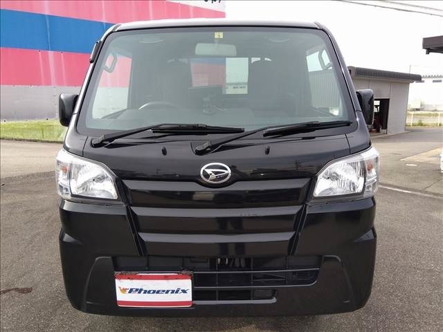 車輌販売・保険・整備・保証・板金塗装・車検・ロードサービスと車のことならフェニックスにお任せ下さい！いつでもあなたをサポート致します！