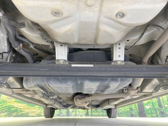 下回りがきれいなうちに、防錆加工の施工がオススメ。降雪地域はもちろん、沿岸部にお住いの方や、趣味でマリン・ウィンタースポーツをされる方にご好評いただいております。