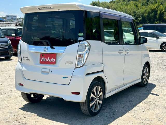 ★画像や動画を見ただけでお車の検討を進める事に抵抗がある方でも気軽に利用できるオンライン商談ならお車の検討はもちろん営業担当や店舗の様子も生中継でご覧いただけますので安心してお車をご検討頂けます。