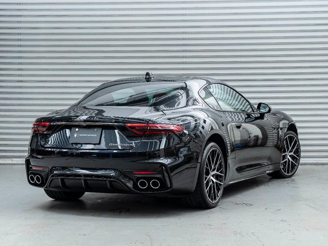 GranTurismo　Trofeo　550馬力（カタログ値）純正OP総額：2，370，000<span class=