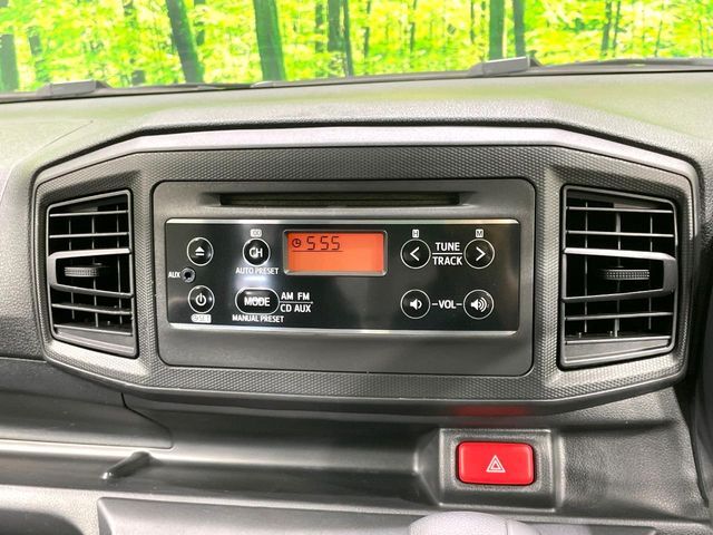 お好きな音楽を車内でお楽しみいただけます♪スピーカー交換・ウーハー追加などの音質向上や、最新ナビ・後席モニター等の取り付けも是非ご相談ください！
