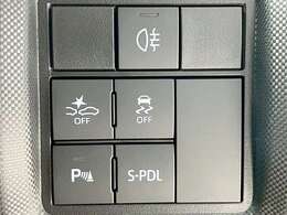 自動衝突被害軽減ブレーキ搭載車です！障害物センサーも付いてます！