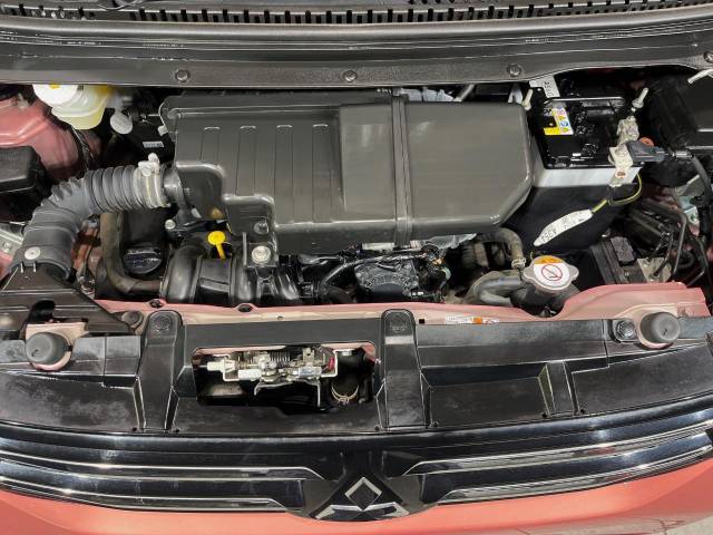 親切・丁寧な専門メカニックスタッフが応対！・車検・点検整備・事故等の修理などアフターサービスも安心。お車のカスタマイズもネクステージのサービススタッフまでご相談ください！