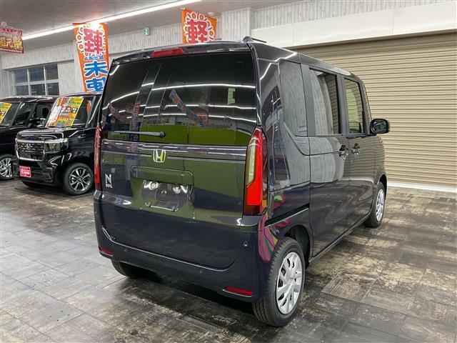 届出済 未使用車は新車の香りがします！中古車のようにタバコ臭い心配がありません。