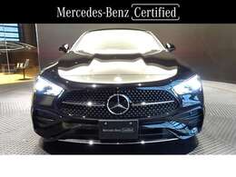 メルセデスの認定中古車「サーティファイドカー」には、最大100項目にも及ぶ点検・整備項目が設定されています。