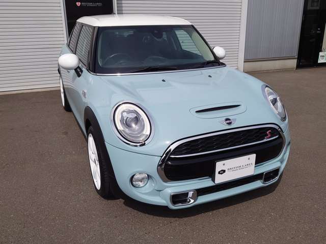 弊社の場合、イギリス車を得意とし、ランドローバーを中心に専門店として営業しておりますが、ミニの取り扱いも結構、以前から行っております。他のミニでも細かいコメントを書いておりますので、読んでみて下さい。