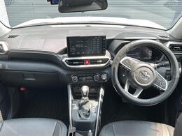 【インパネ全体】全方位で視界が広く、高い目線で運転もしやすいです！