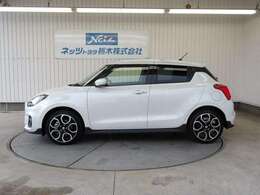 ボディサイズは長さ389cm　幅173cm　高さ150cmです