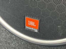 【JBLサウンドシステム付き純正ナビ】充実のナビ機能はもちろん、高度なチューニング能力が搭載されており、高音質な音楽をお楽しみいただけます♪