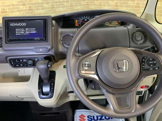 【アフターメンテナンス】当店は近畿運輸局民間車検指定工場を完備。ご購入後のメンテナンス・修理・車検など、アフターフォローも充実しております。
