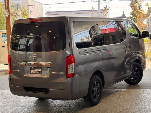 4WD　アラウンドビューモニター　デジタルミラー　小窓・網戸　ETC　ドラレコ　イージークローザー　純正ナビBluetooth接続　純正アルミホイール　パートタイム4WD