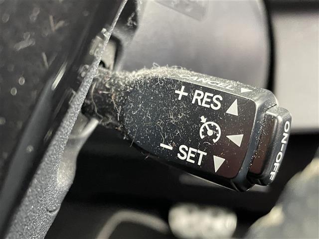【運転席操作部】快適なドライブを楽しむための機能が装備されています！運転席から触れるので、使いやすいです！除菌プランいれていただくと、さらに清潔で安心していただけます！