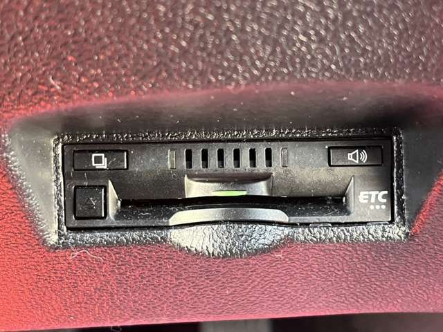 遠方納車も可能です！北海道から沖縄まで、販売・納車実績多数ありますので、ご安心下さい（＾＾）