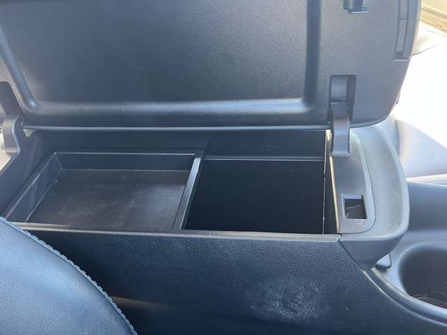 自社整備工場・自社積載車も完備！購入後のサポートもおまかせ下さい！