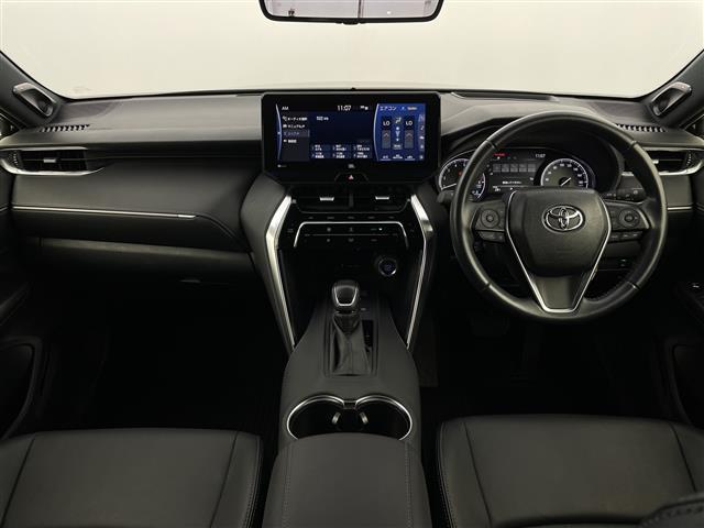 【インパネ全体】全方位で視界が広く、高い目線で運転もしやすいです！