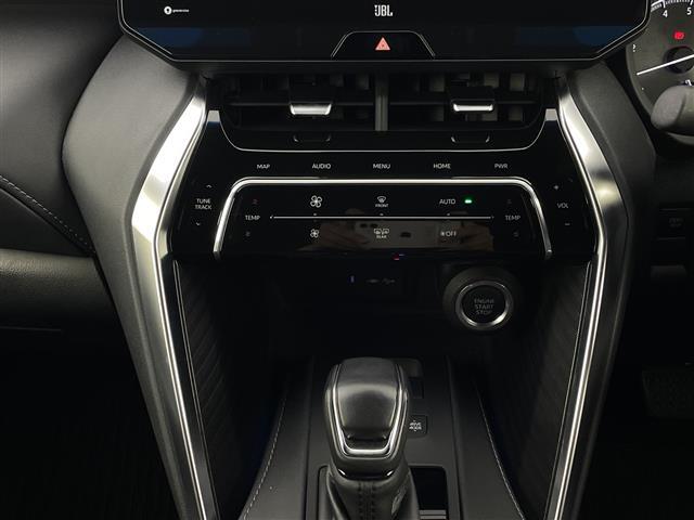 【シフトレバー】シフトも操作しやすく快適なドライブを楽しんでいただけます！