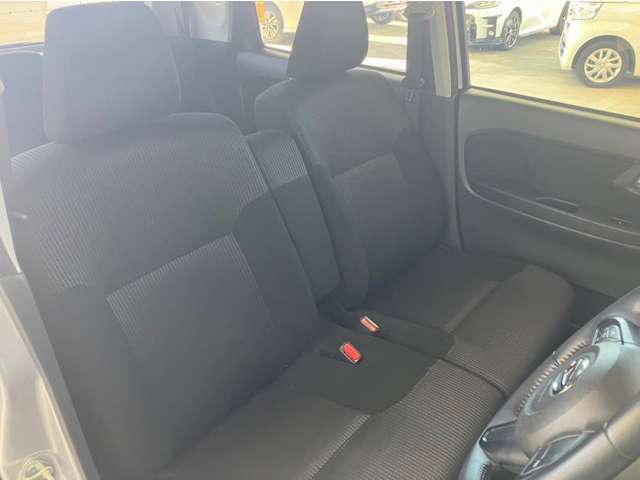 当店のお車をご覧いただきましてありがとうございます。お車についてのご質問やお見積りのご依頼、ご購入にあたってのご相談などお気軽にお問い合わせ下さい！