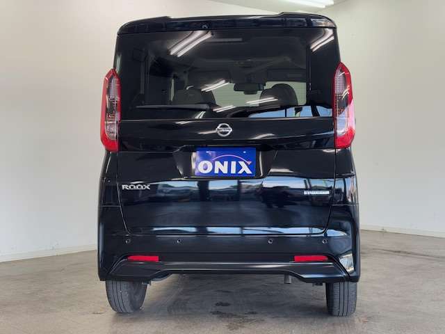 買うときに安くても、納車後にお金が掛かっては大変ですよね！当社は修復暦無車推奨！自社工場完備なので、メンテナンスも安いので安心してお乗りいただけます！