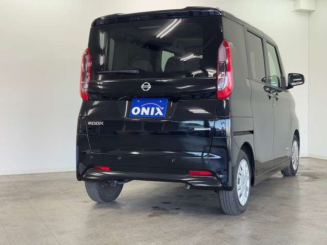 軽届出済未使用車専門店　ONIX八千代店の車両を拝見頂きありがとうございます。ご不明な点や他の写真も見たい！などご要望がございましたら、お気軽にメールもしくは、TEL：047-485-7741にてお問い合わせください