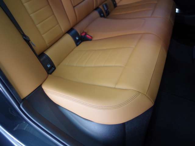 カーセンサーを見て電話しましたとお伝え下さい。078-261-1261までお気軽にお電話下さい。全国納車可能です。納車方法に関してもお気軽にご相談ください。