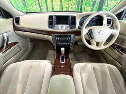 グループ総在庫数約30，000台！！全国の系列店からメーカー・車種問わずご紹介出来るので、あなたにピッタリのお車が見つかるはずです♪まずはお問い合わせ下さい☆