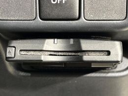 【ETC】高速道路の料金所をストレスなく通過！話題のスポットやサービスエリアに多い「スマートIC」利用時は必須のアイテムです。当店でセットアップを実施、ご納車当日からすぐにご利用いただけます！