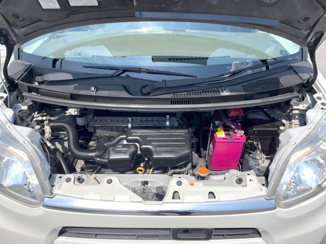 親切・丁寧な専門メカニックスタッフが応対！・車検・点検整備・事故等の修理などアフターサービスも安心。お車のカスタマイズもネクステージのサービススタッフまでご相談ください！