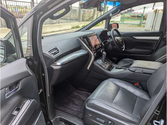 ご遠方のお客様や現車確認が難しい場合でも写真やご説明をしっかりとさせていただきます！安心してご購入頂けるよう、ご納得がいくまでお気軽にご相談ください☆お気軽にお問い合わせください♪011-861-2077まで☆