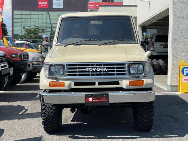 他の車両も多数在庫中/ランクル60/ランクル80/ランクル100/ランクル200/ランクル70/プラド/78プラド/95プラド/120プラド/150プラド/リフトアップなど様々なカスタムも可能☆