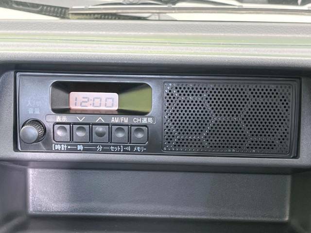ラジオを車内でお楽しみいただけます♪スピーカー交換・ウーハー追加などの音質向上や、最新ナビ・後席モニター等の取り付けも是非ご相談ください！
