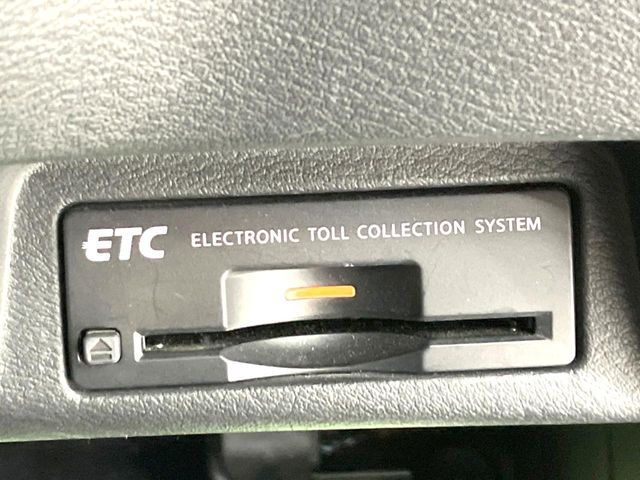 【ETC】高速道路の料金所をストレスなく通過！話題のスポットやサービスエリアに多い「スマートIC」利用時は必須のアイテムです。当店でセットアップを実施、ご納車当日からすぐにご利用いただけます！