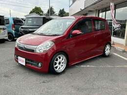 商談テーブルもご用意しております。お気軽にご来店下さい0～120回のオートローン,各種クレジットカードがご利用になれます。