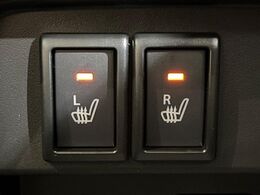 【シートヒーター】寒い日に重宝するシートヒーター！エアコンより早く温まってくれるので寒がりの人も安心ですね♪エアコンの温風は乾燥するから苦手、という方にもをおすすめです。