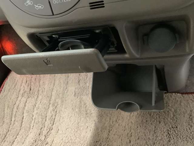 収納スペースもいたる所にあって使い勝手が良いです！