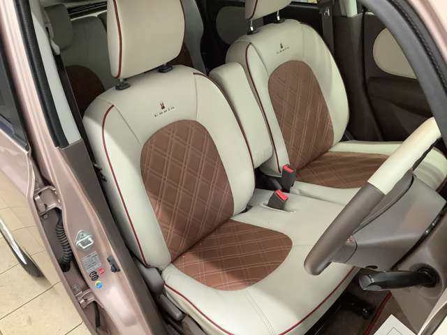 お洒落なラパン専用シート♪