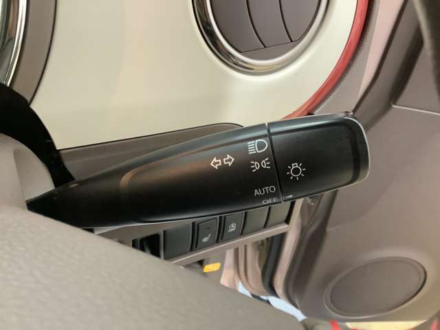 オートライト装備しております！