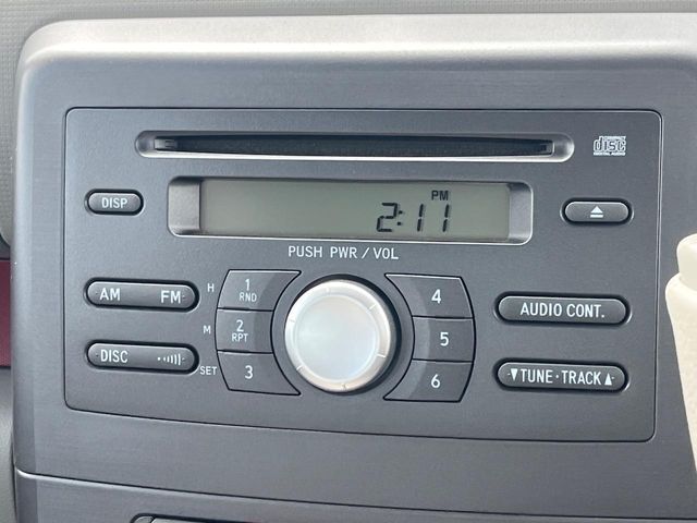 お好きな音楽を車内でお楽しみいただけます♪スピーカー交換・ウーハー追加などの音質向上や、最新ナビ・後席モニター等の取り付けも是非ご相談ください！