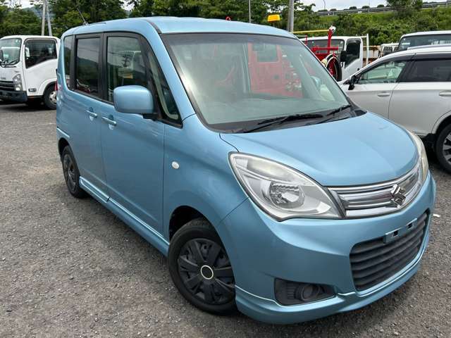 外装きれいです。納車前にボディコーティング施工いたします。