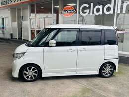 Bluetooth対応純正ナビTV/バックカメラ/パワースライドドア/ETC/スマートキー/オートライト/オートエアコン/HIDヘッドライト/ローダウン/純正14インチアルミホイール