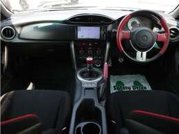 すっきりとした86らしいデザインのダッシュ回り！フロントビューの視認性もよく運転しやすいと思います★