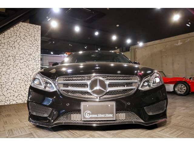 数ある販売店の中から当社のお車をご覧いただき誠にありがとうございます。ガレージシルバーストーン販売車輌へのお問い合わせは、092-593-5388までお気軽にご連絡下さい。